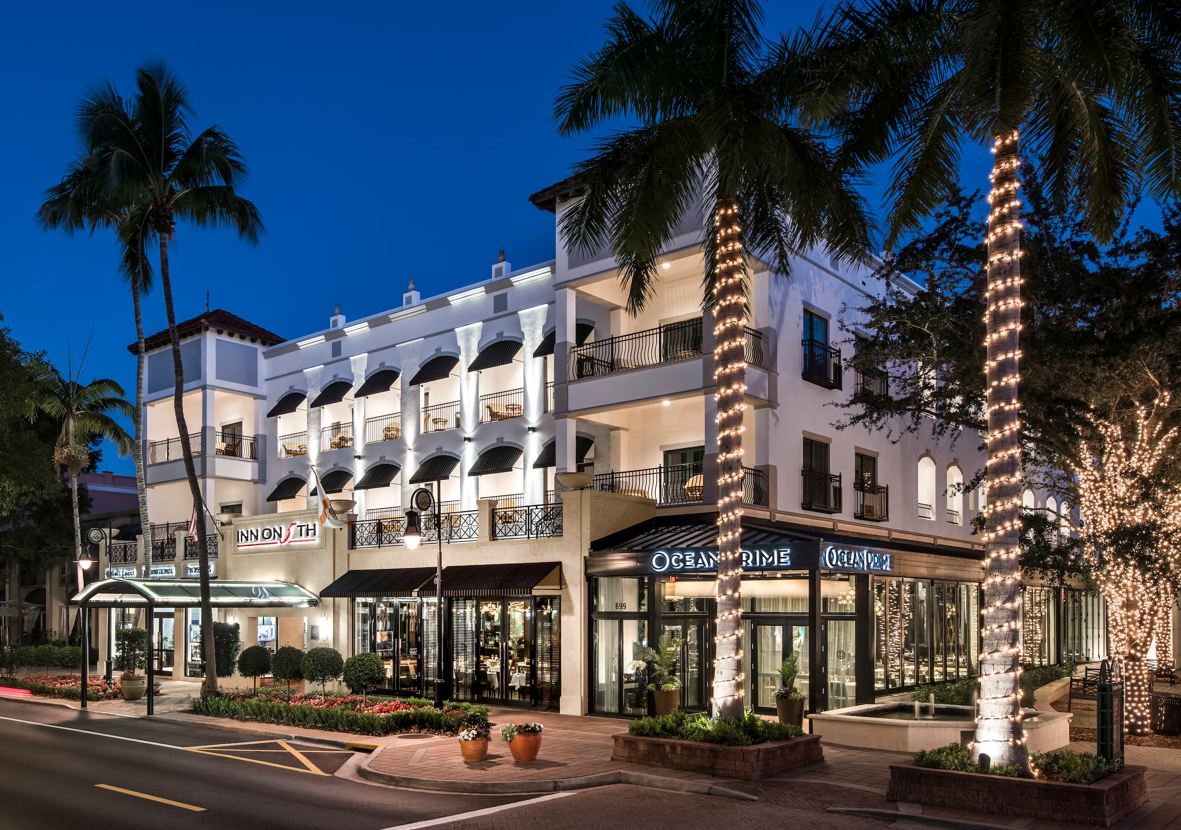 Exterior of the Inn on Fifth in Naples, Florida